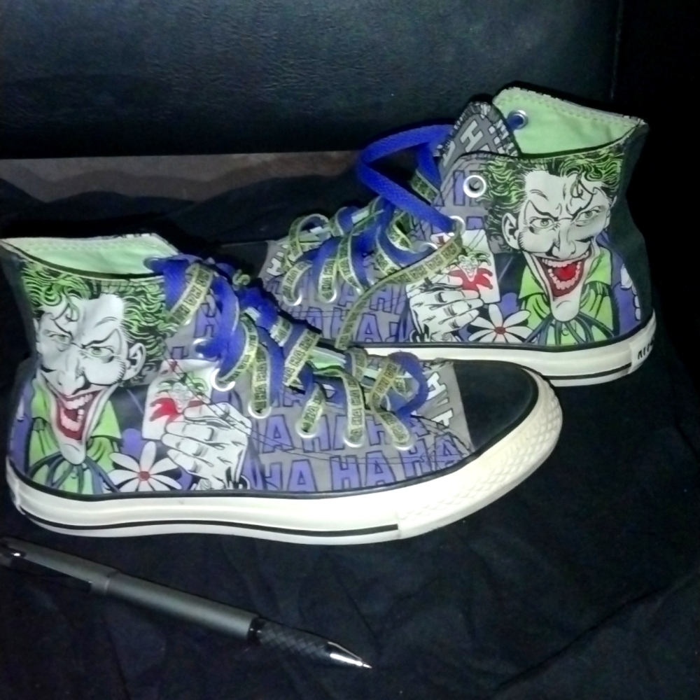 Converse All Stars Batman edition featuring The joker